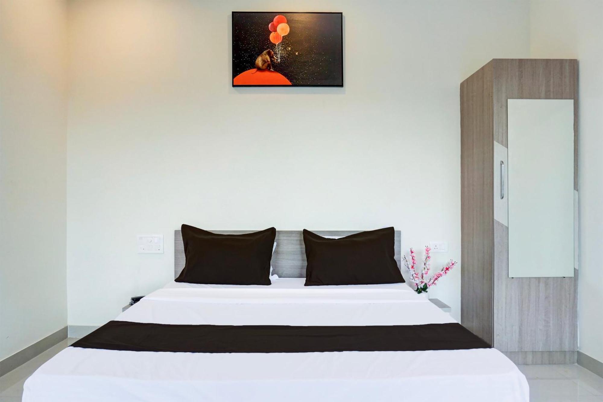 Hotel O Atithi Executive Méribel Village Kültér fotó
