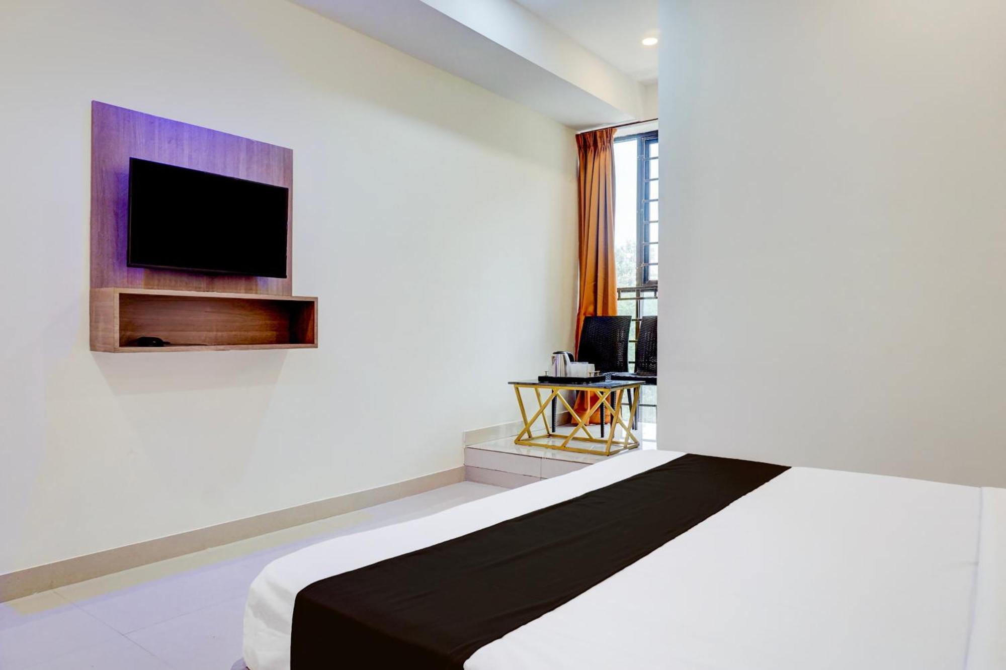Hotel O Atithi Executive Méribel Village Kültér fotó